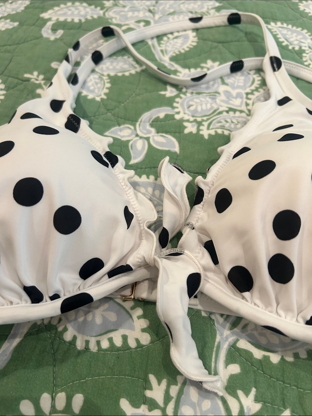 Victoria's Secret White Bikini Top with Black Polka Dots NWT - Picture 4 of 7